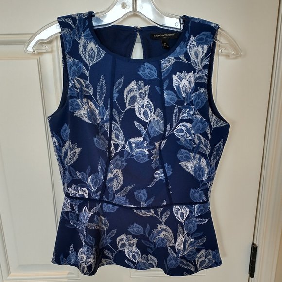Banana Republic Women's size 0 sleeveless flowery patterned top - Picture 1 of 10